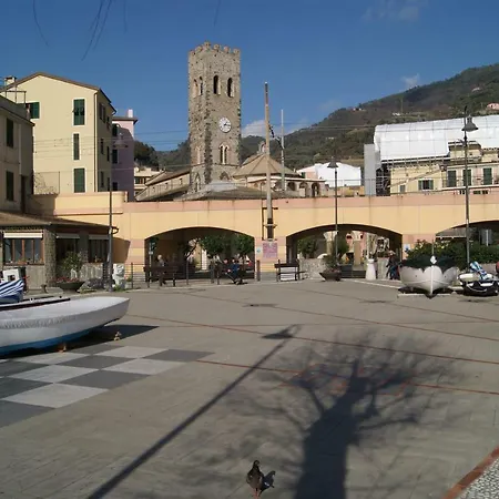 Chez Tamara With Private Parking And Air Conditioned Monterosso al Mare Exterior foto