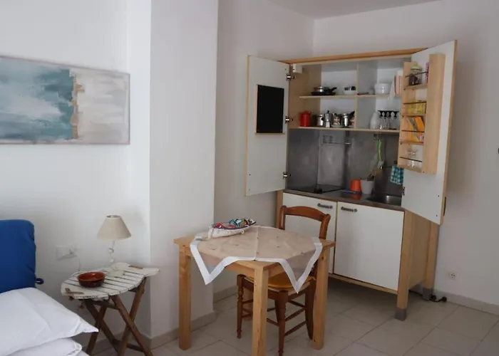 Chez Tamara With Private Parking And Air Conditioned